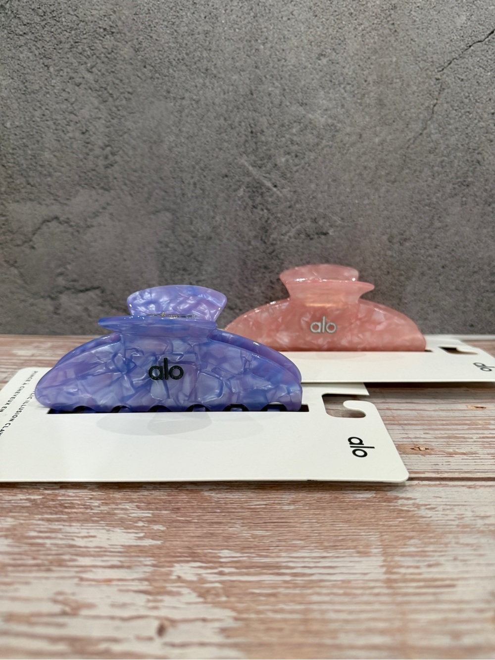 Alo Acrylic Illusion Claw Clips Bundle of 2